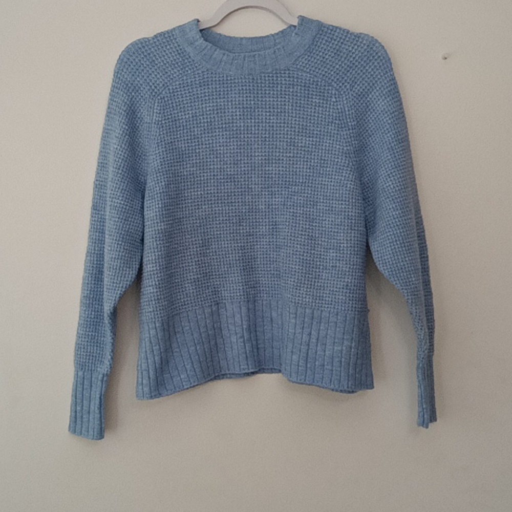 Women's crew neck sweater